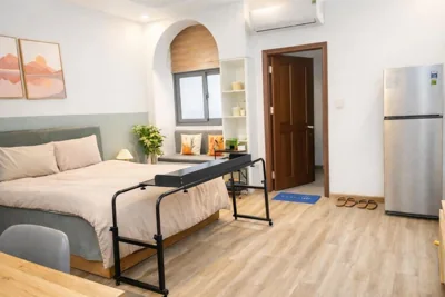 Start House 5 mins walk airport, transit travelers, early flights, late arrivals and short business trips – Fotos 4